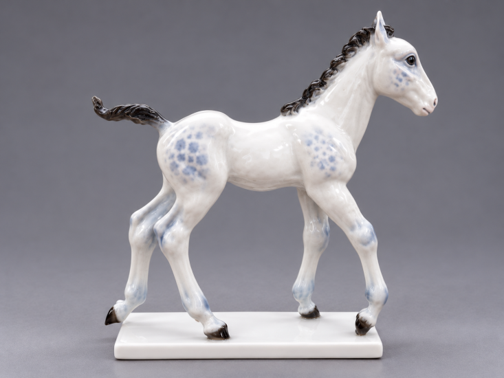 Porcelánová soška hříbátka - 3