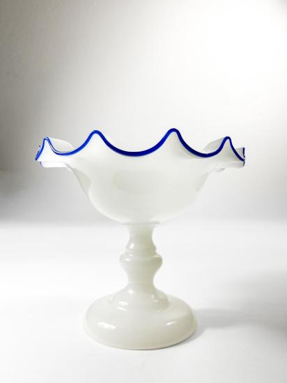 Bílý nástolec s modrou linkou, 15 cm - 4 Bílý nástolec s modrou linkou, 15 cm - 4