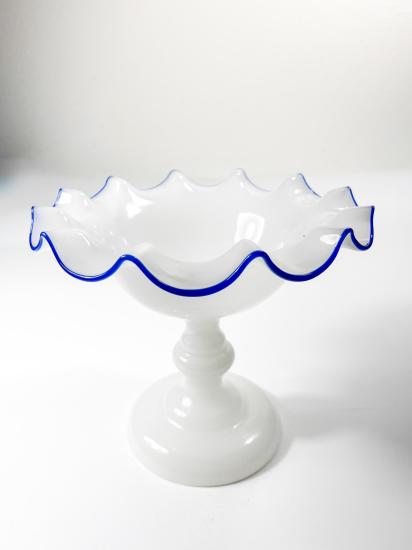 Bílý nástolec s modrou linkou, 15 cm - 3 Bílý nástolec s modrou linkou, 15 cm - 3