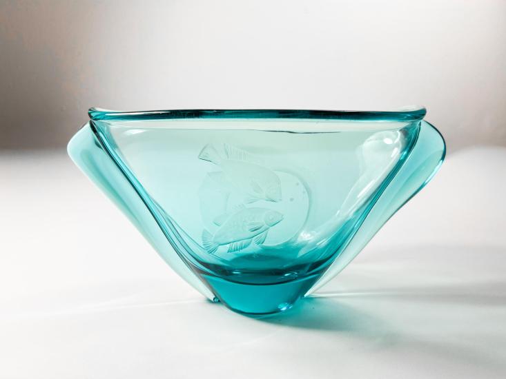 Hutní mísa s rytinou ryb, průměr 20 cm - 5 Hutní mísa s rytinou ryb, průměr 20 cm - 5