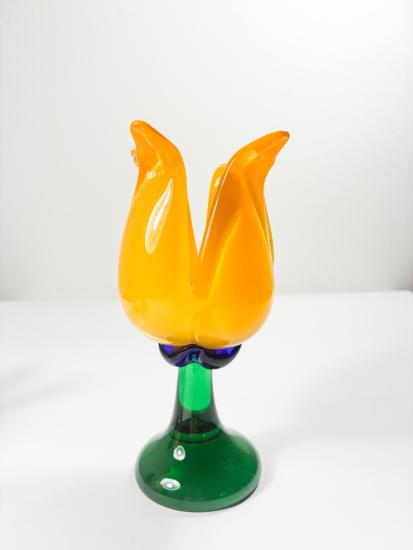 Žlutý tulipán- svícen, výška 18 cm - 1 Žlutý tulipán- svícen, výška 18 cm - 1
