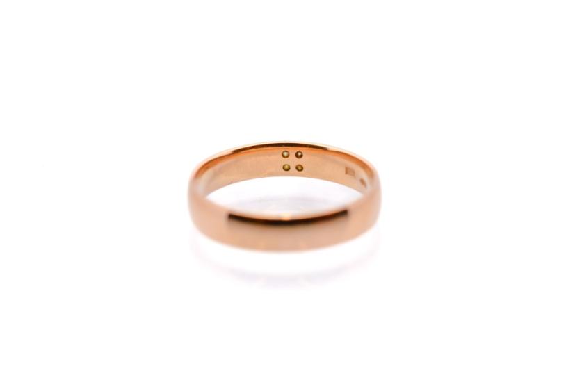 Zlatý prsten s diamanty, vel. 51