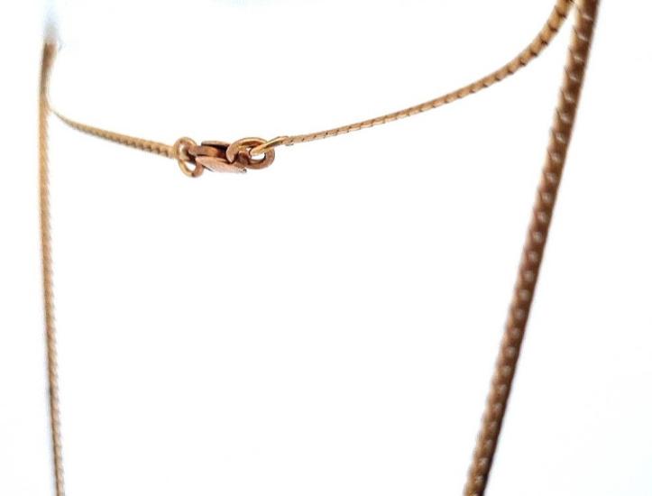 Zlatý náhrdelník se safíry a diamanty