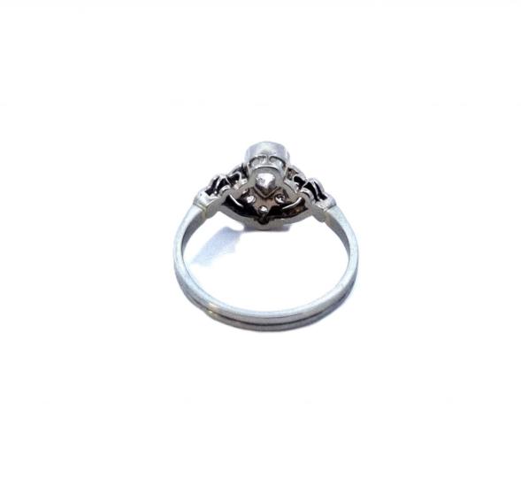 HYRŠL-Starožitný zlatý prsten s diamanty, první republika, vel. 52