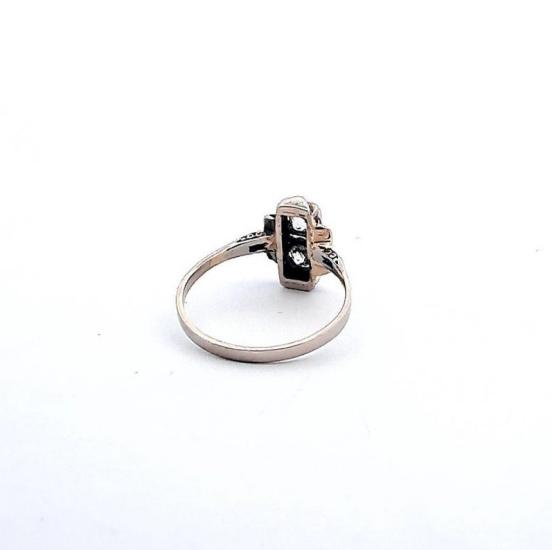 Zlatý prsten s diamanty, vel. 53