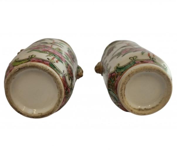 Pár čínských porcelánových váz - Famille Rose