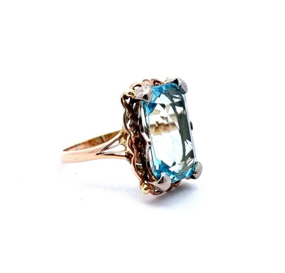 Starožitný zlatý prsten s modrým kamenem - topaz, vel. 54