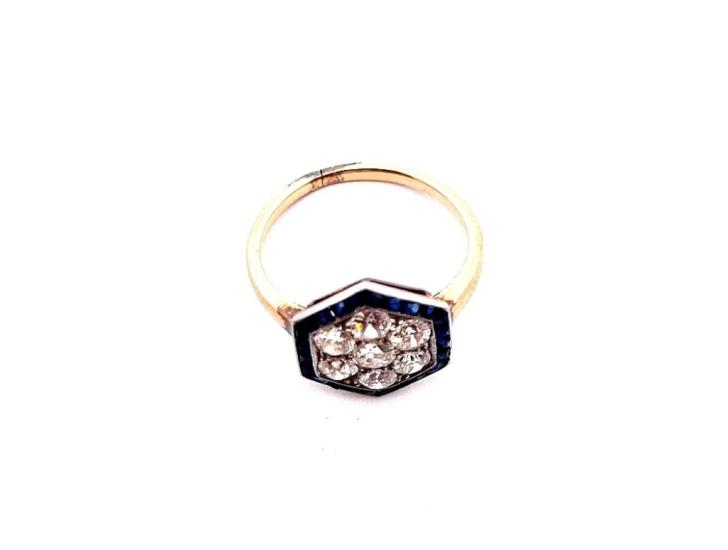 Art deco prsten s diamanty a safíry, vel. 49,5