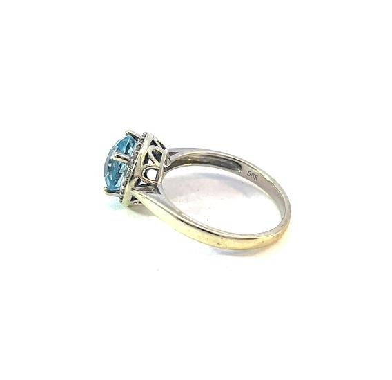 Zlatý prsten s topazem a diamanty, vel. 55 - 4 Zlatý prsten s topazem a diamanty, vel. 55 - 4
