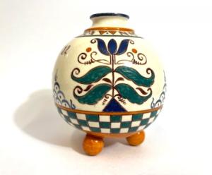 Kulaťoučká váza- Upomínka na Prahu 1914, Koula
