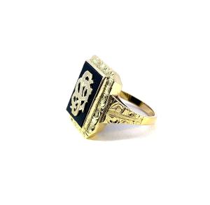 Starožitný zlatý prsten s onyxem a monogramem, vel. 59