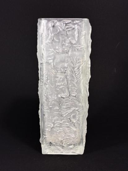 Lisovaná váza Moravia- Sklo Union Rosice, výška 20 cm - 5 Lisovaná váza Moravia- Sklo Union Rosice, výška 20 cm - 5