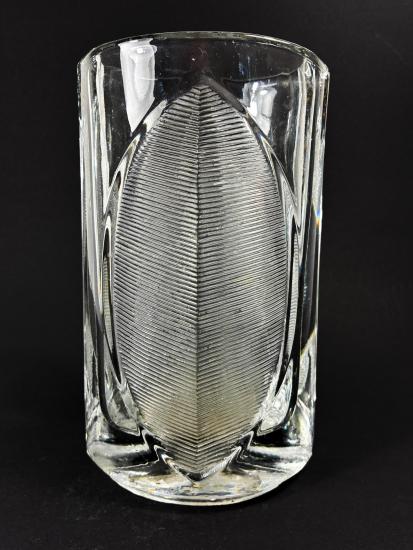 Lisovaná váza Lotos- Sklo Union, výška 20,5 cm - 1 Lisovaná váza Lotos- Sklo Union, výška 20,5 cm - 1