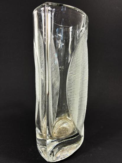 Lisovaná váza Lotos- Sklo Union, výška 20,5 cm - 3 Lisovaná váza Lotos- Sklo Union, výška 20,5 cm - 3