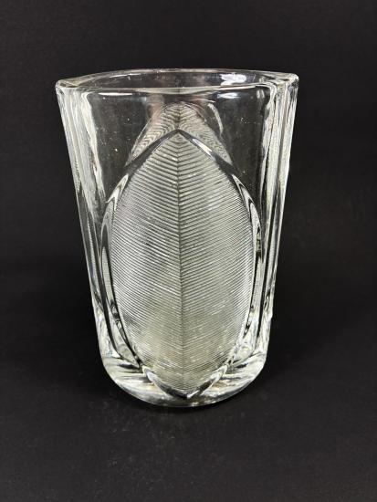 Lisovaná váza Lotos- Sklo Union, výška 20,5 cm - 4 Lisovaná váza Lotos- Sklo Union, výška 20,5 cm - 4