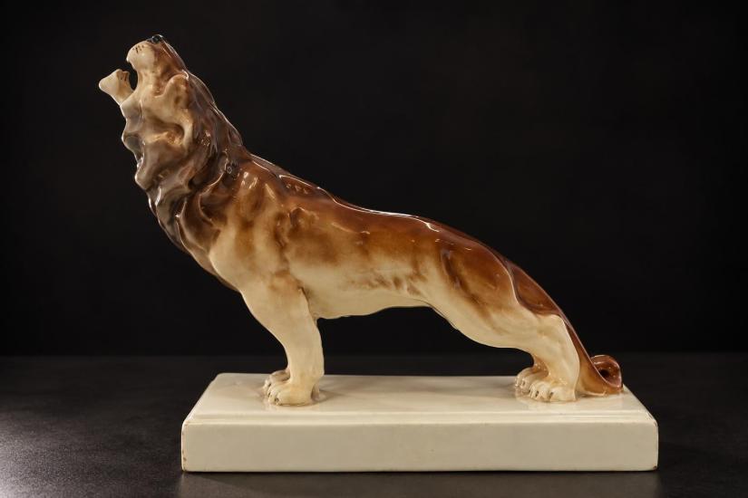 Porcelánová soška lva - 1 Porcelánová soška lva - 1