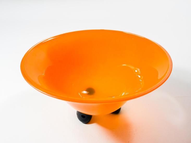 Zářivě oranžová miska Tango na nožkách, průměr 15 cm - 3 Zářivě oranžová miska Tango na nožkách, průměr 15 cm - 3