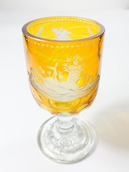 Pohár ve žlutém odstínu, lovecký motiv, 14 cm - 4 Pohár ve žlutém odstínu, lovecký motiv, 14 cm - 4