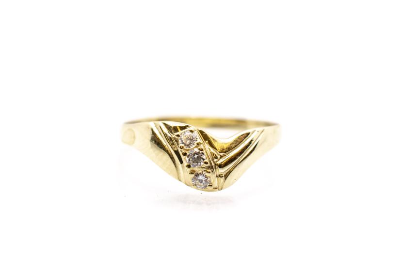 Zlatý prsten se zirkony, vel. 54