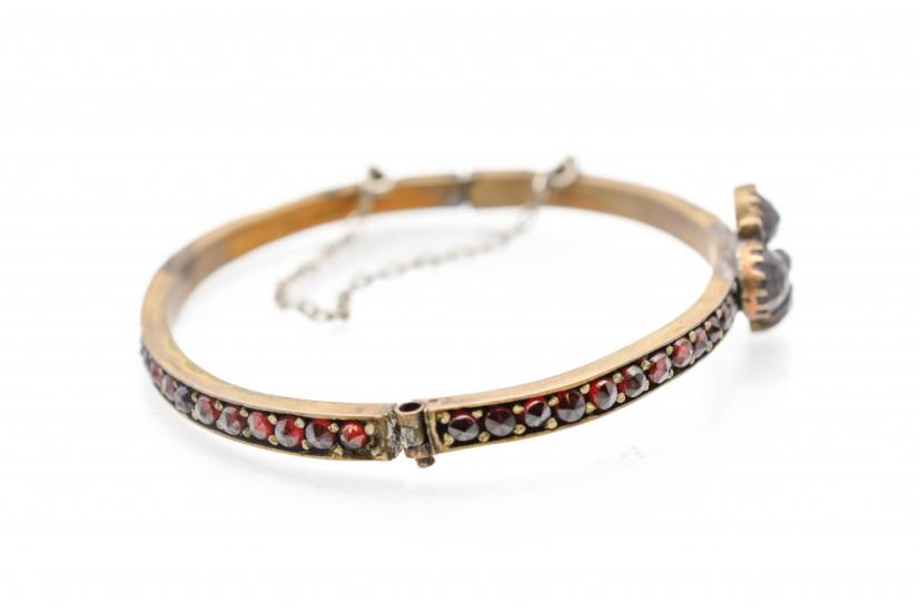 Náramek s českými granáty, 13,71 g