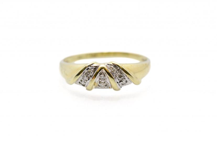 Starožitný zlatý prsten s diamanty, vel. 55,5