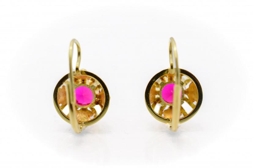 Zlaté náušnice s rubíny, visací