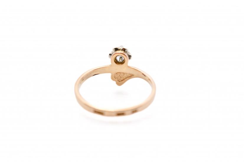 Zlatý prsten se zirkonem, vel. 53