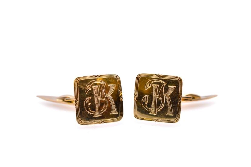 Zlaté manžetové knoflíčky s monogramem