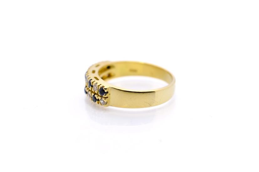 Zlatý prsten s modrými kamínky a zirkony, vel. 56