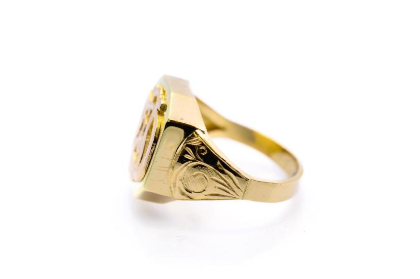 Zlatý pánský prsten s monogramem, vel. 62,5