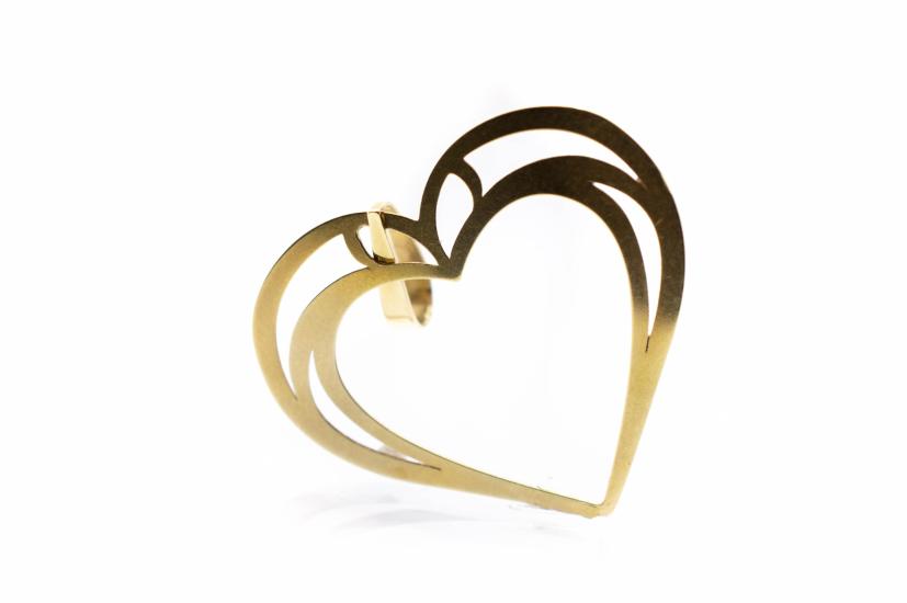 Zlatý přívěsek srdce