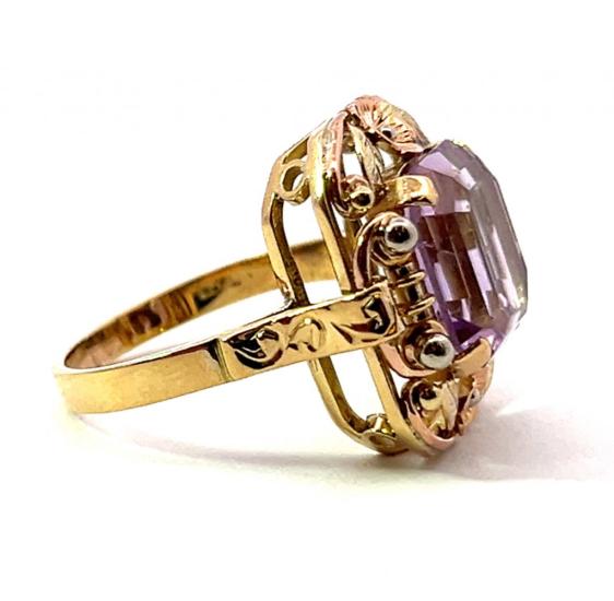 Starožitný zlatý prsten s ametystem, vel. 56