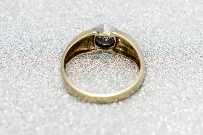 Zlatý prsten s brilianty 0,5 ct, vel.55
