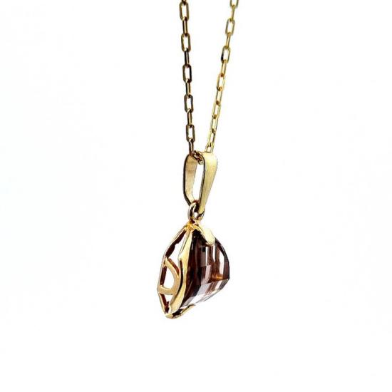 Zlatý přívěs se záhnědou