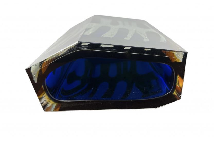 Váza se zataveným stříbrem, Exbor