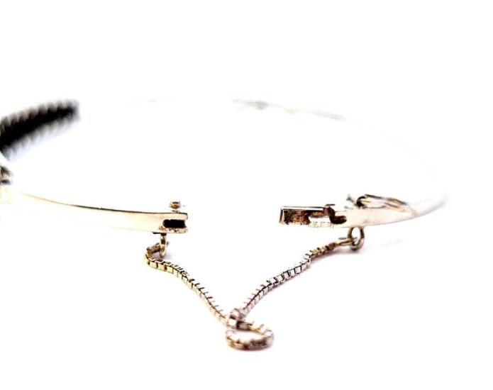 Zlatý náramek se smaragdy a diamanty, 13,13 g