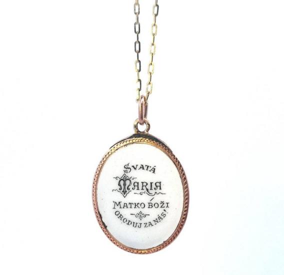 Zlatý přívěs, madonka s andělíčky