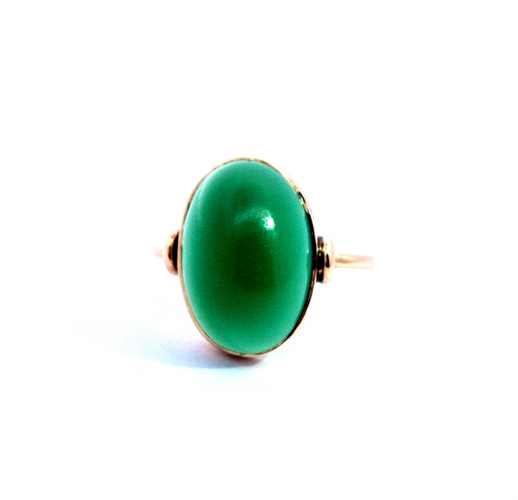 Zlatý prsten s chalcedonem, vel. 57