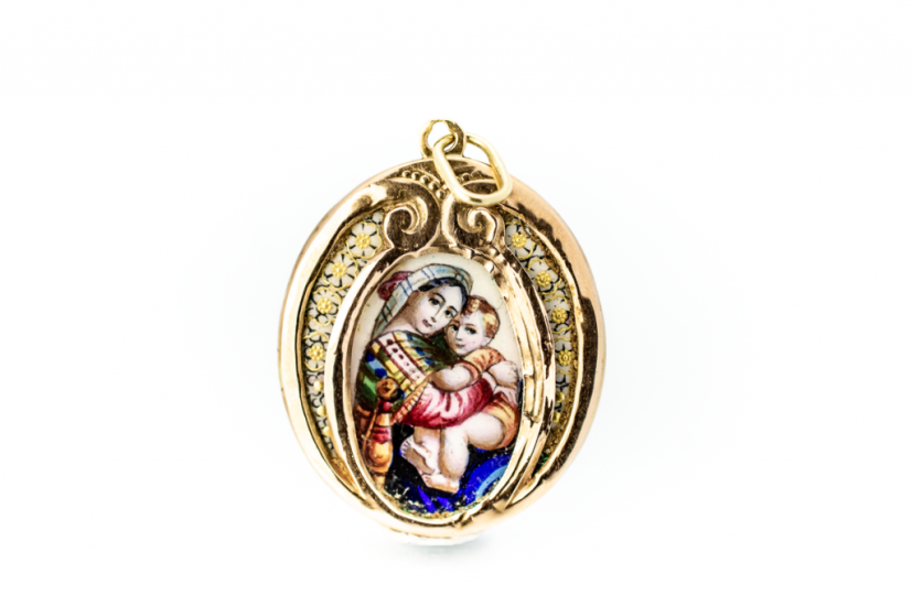 Madonka na porcelánu