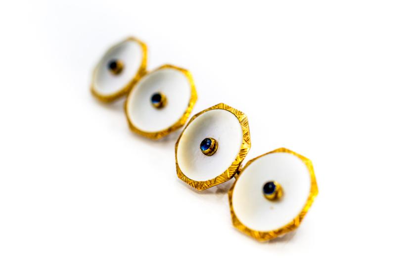 Manžetové knoflíky ve zlatě