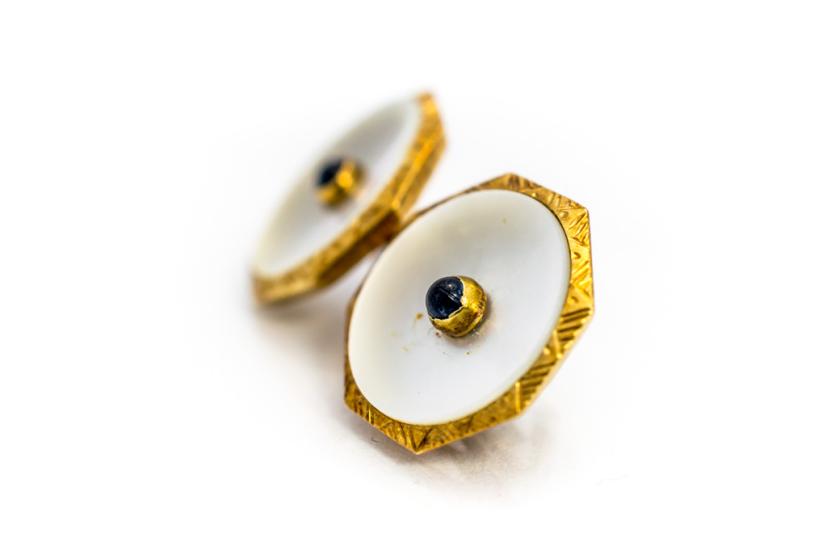 Manžetové knoflíky ve zlatě