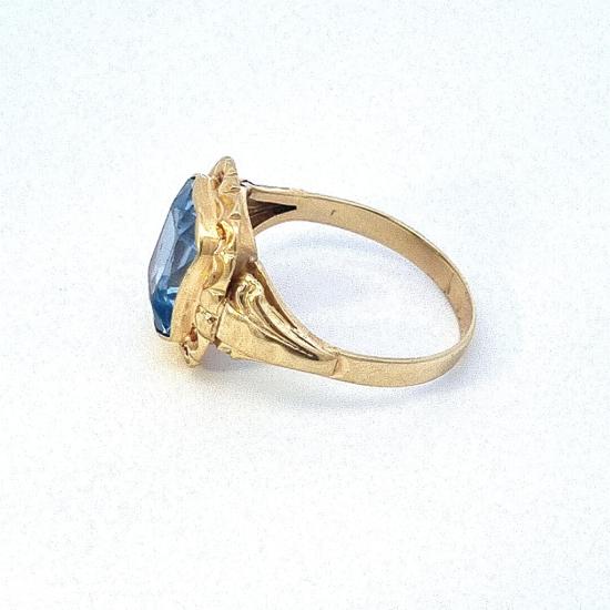 Starožitný zlatý prsten s modrým kamenem - topaz, vel. 58