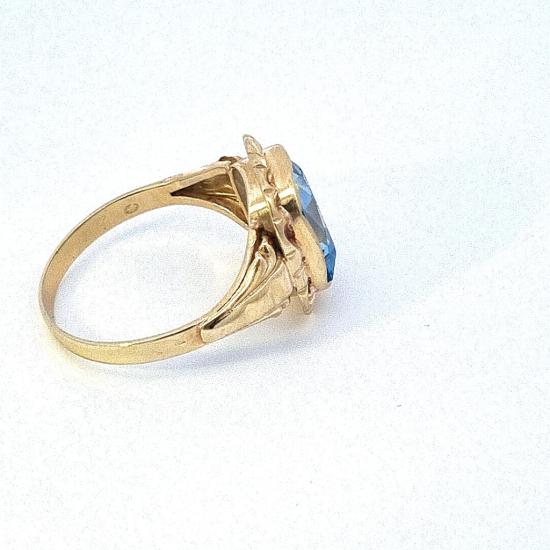 Starožitný zlatý prsten s modrým kamenem - topaz, vel. 58