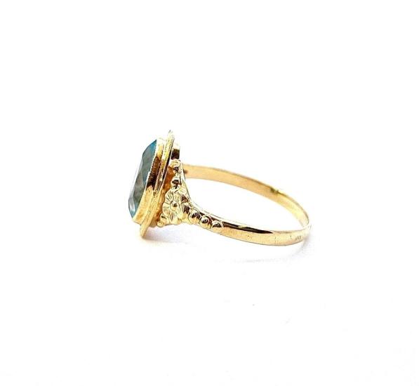 Starožitný zlatý prsten s modrým kamenem - topaz, vel. 55