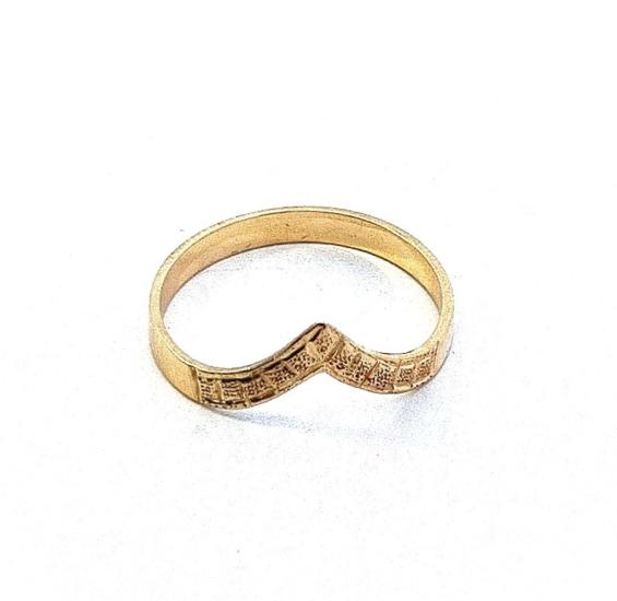 Zlatý prsten, vel. 56