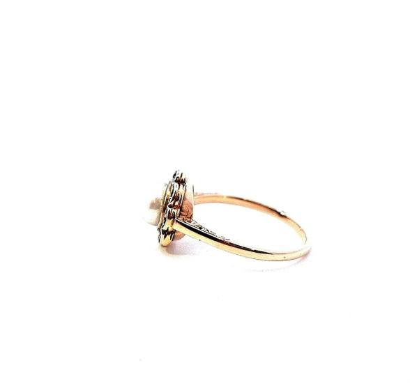 Starožitný zlatý prsten s perlou a diamanty, vel. 54