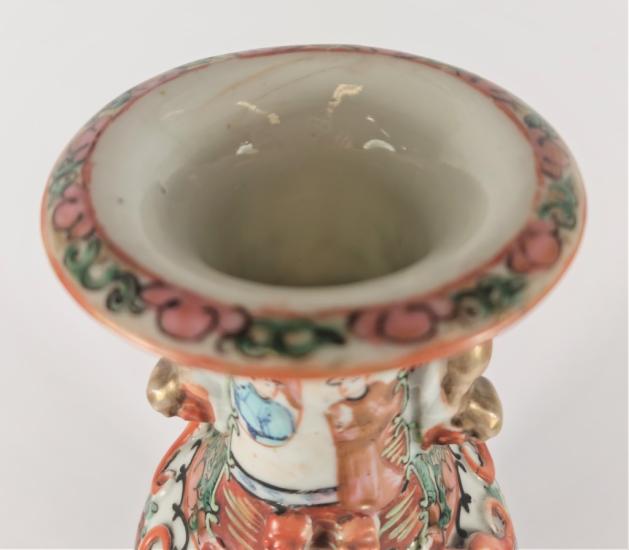 Porcelánová váza - figurální motiv Asie