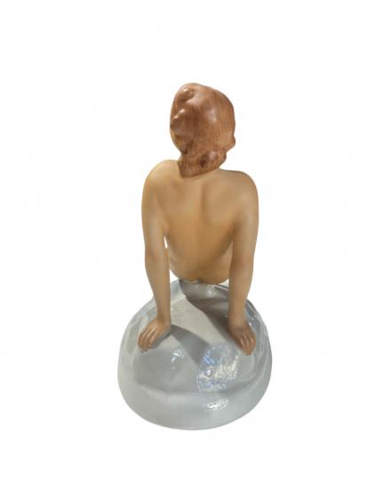 Porcelánový akt