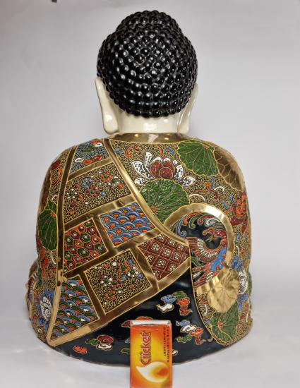 Porcelánový Buddha - výjimečná velikost 37 cm