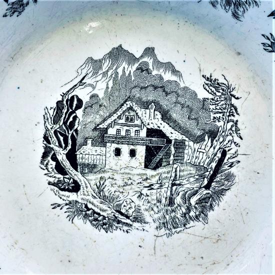 Porcelánový talíř- L&C. Hardmunth Č. Budějovice